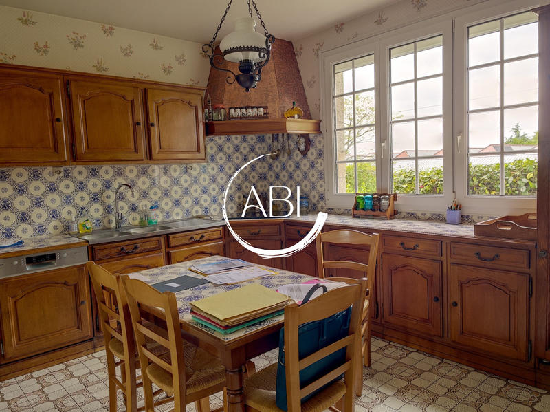 Maison - 160 m² - 7 pièces