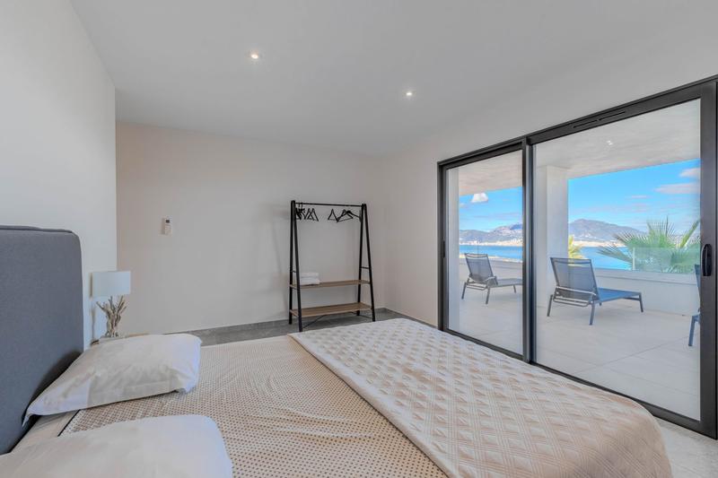 Appartement - 82 m² - 3 pièces