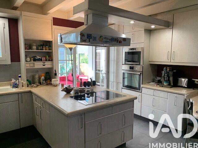 Maison - 160 m² - 7 pièces