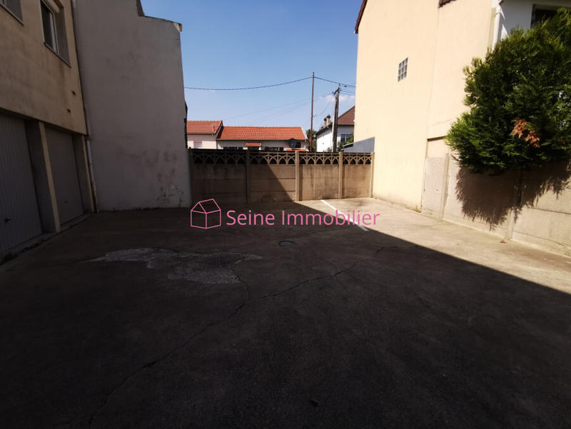 Immeuble - 170 m² - 8 pièces