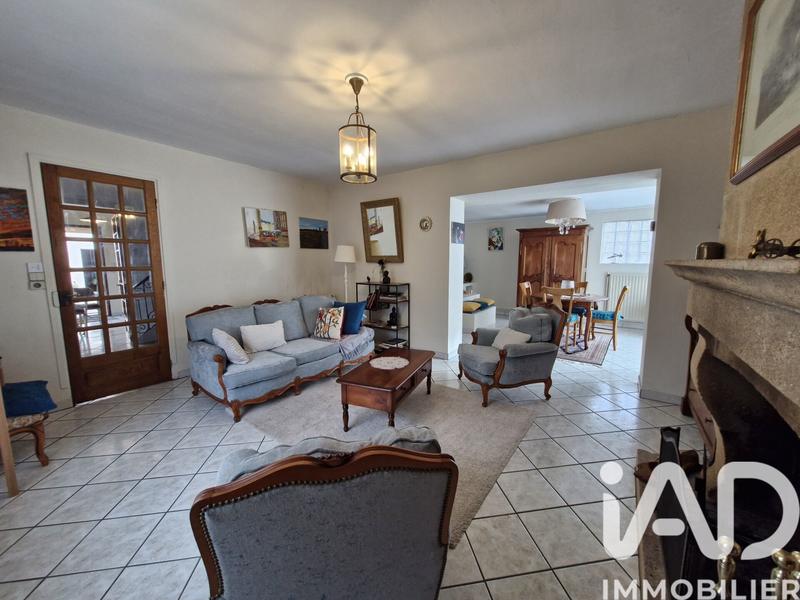 Maison - 140 m² - 5 pièces