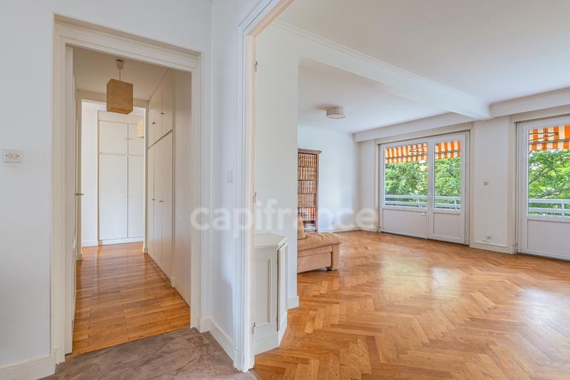 Appartement bourgeois - 120 m² - 5 pièces