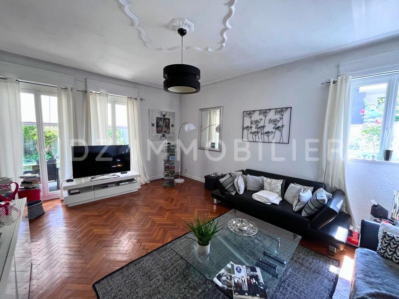 Maison - 174 m² - 6 pièces