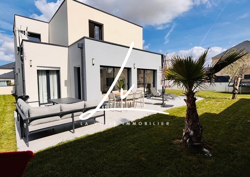 Maison - 138 m² - 6 pièces