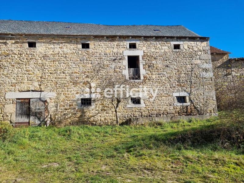 Maison - 200 m² - 2 pièces