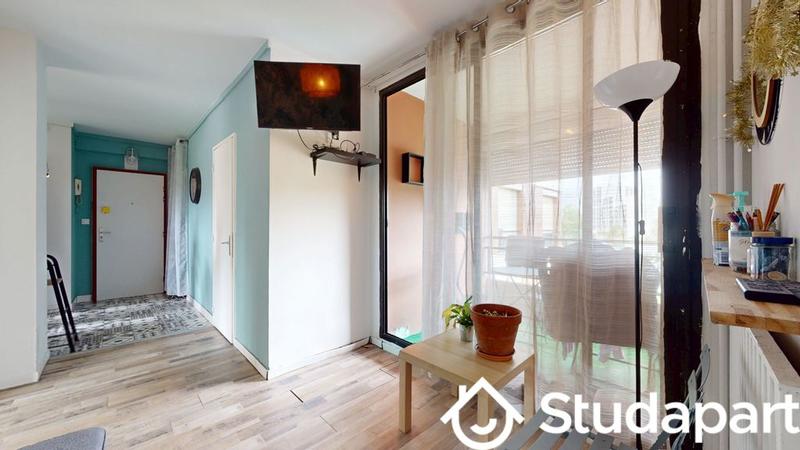 Chambre - 64 m² - 1 pièce