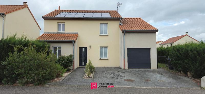 Maison - 144 m² - 7 pièces