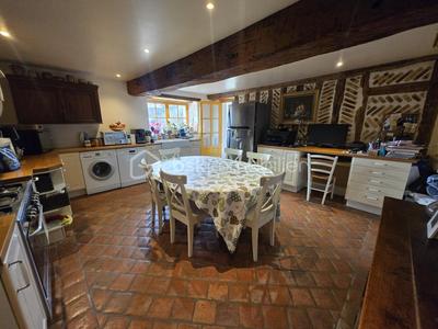 Corps de ferme - 188 m² - 5 pièces