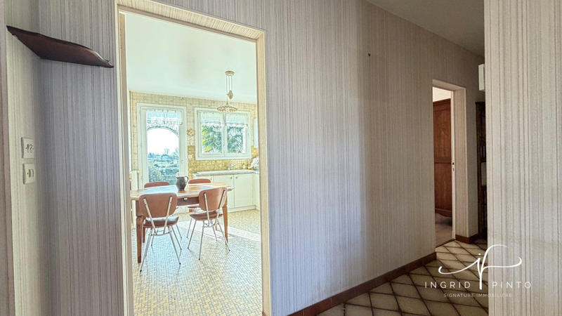 Maison - 95 m² - 4 pièces