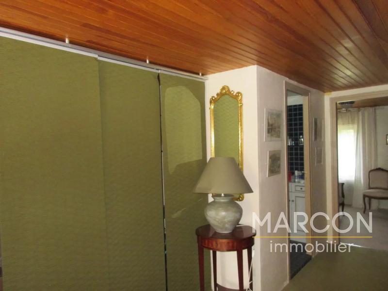 Propriété - 122 m² - 5 pièces