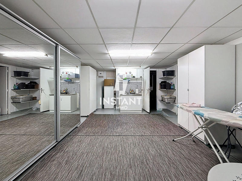 Maison - 179 m² - 6 pièces