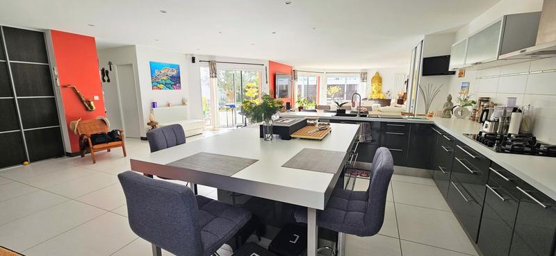 Villa - 195 m² - 7 pièces