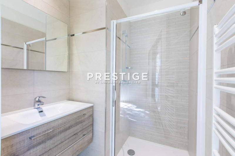 Maison - 143 m² - 6 pièces