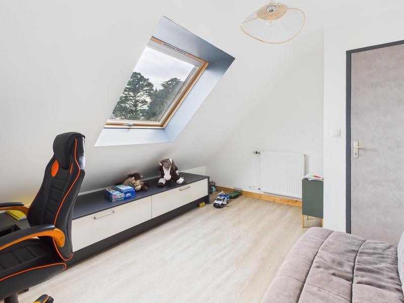 Maison - 140 m² - 5 pièces