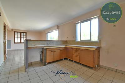 Maison - 106 m² - 7 pièces