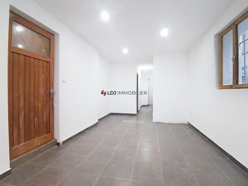 Maison - 130 m² - 3 pièces