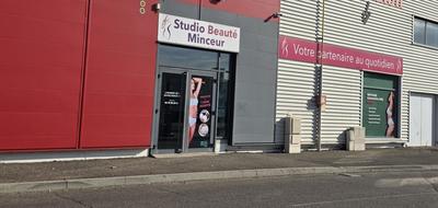 Local commercial - 74 m² - 8 pièces