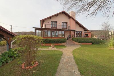 Maison - 144 m² - 5 pièces