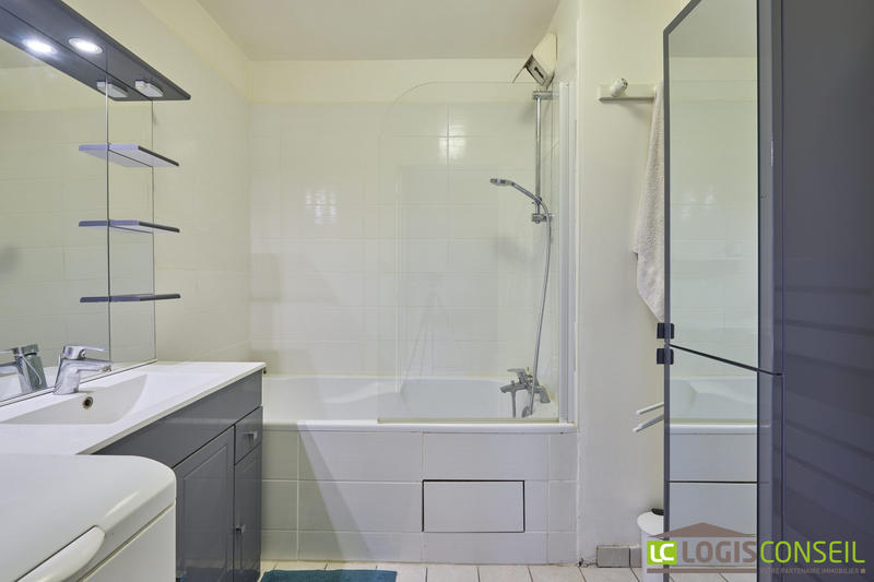 Appartement - 87 m² - 4 pièces