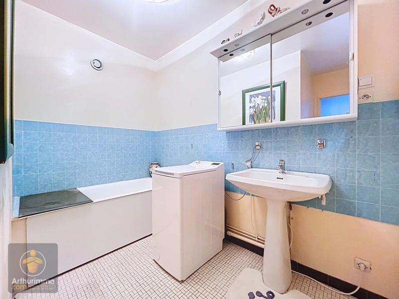 Appartement - 85 m² - 4 pièces