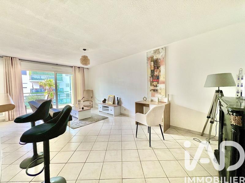 Appartement - 61 m² - 2 pièces