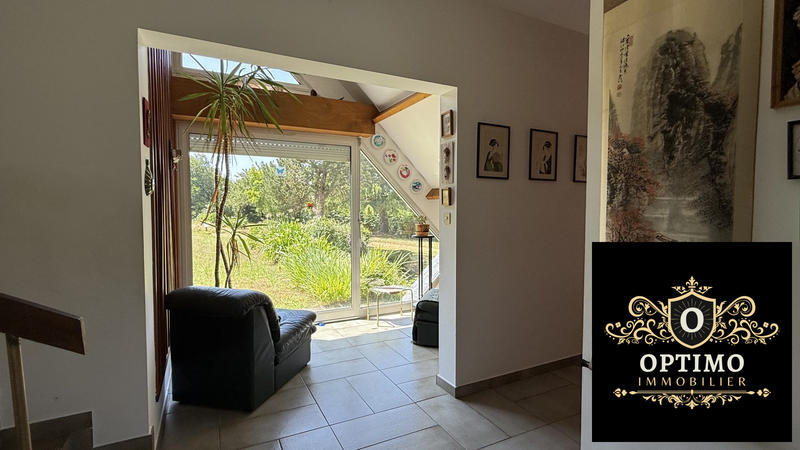 Maison contemporaine - 204 m² - 7 pièces