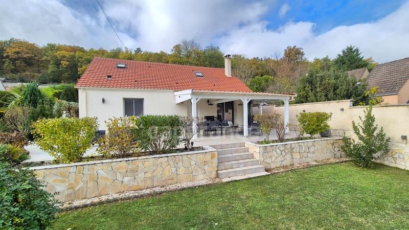 Maison - 185 m² - 6 pièces