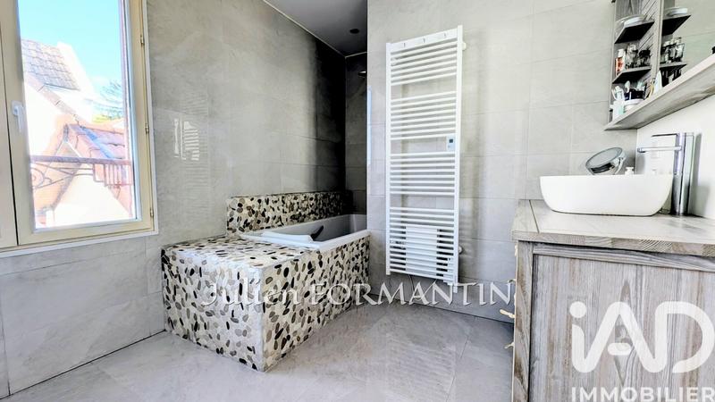 Maison - 118 m² - 5 pièces