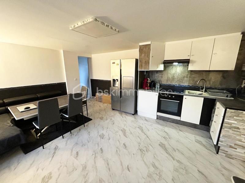 Appartement - 49 m² - 3 pièces