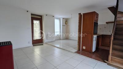 Maison en pierre - 84 m² - 3 pièces