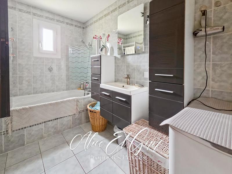 Maison - 118 m² - 6 pièces