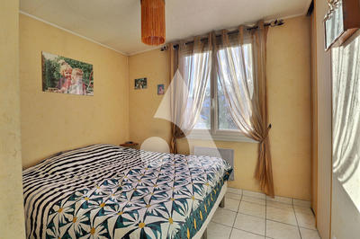 Maison - 107 m² - 6 pièces