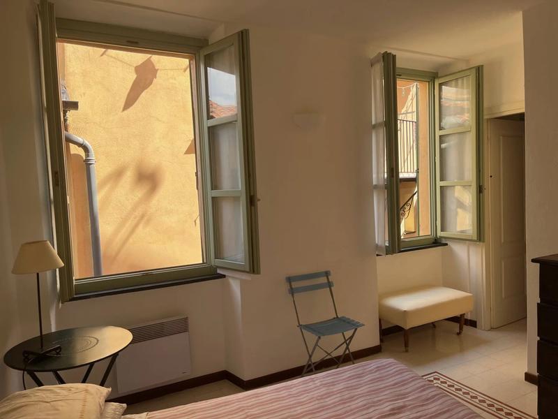 Appartement - 95 m² - 4 pièces