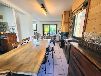 Maison - 95 m² - 5 pièces