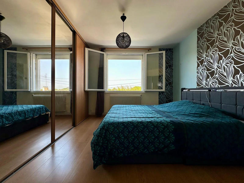 Maison - 307 m² - 10 pièces