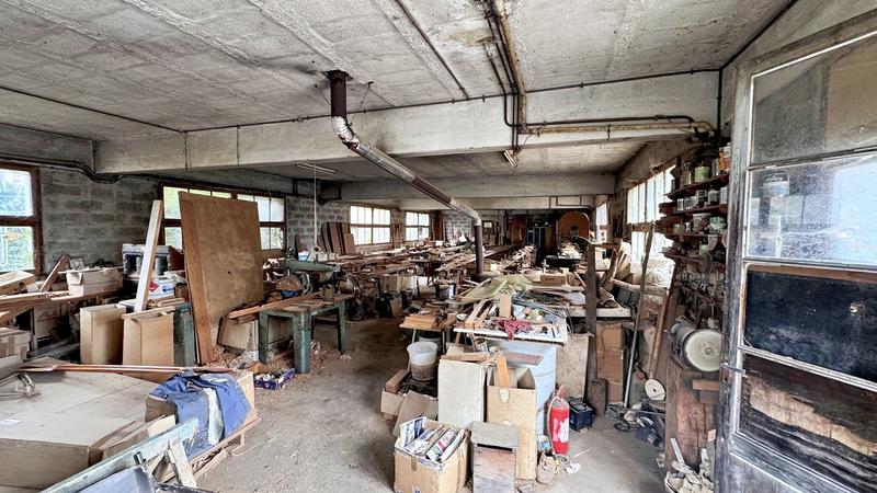 Maison - 296 m² - 15 pièces