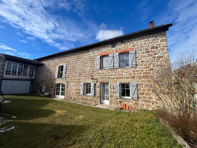 Maison - 97 m² - 4 pièces