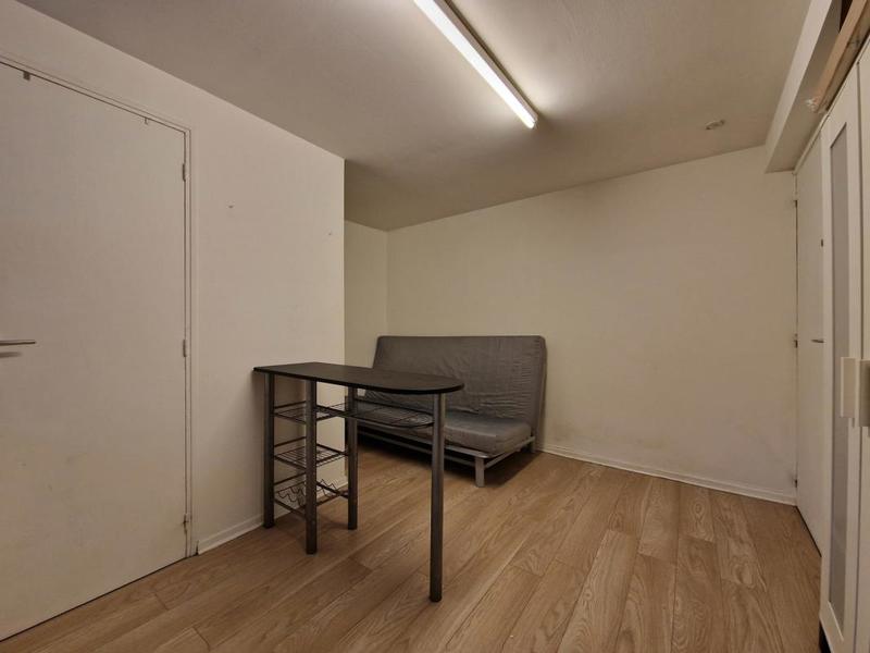 Studio - 15 m² - 1 pièce