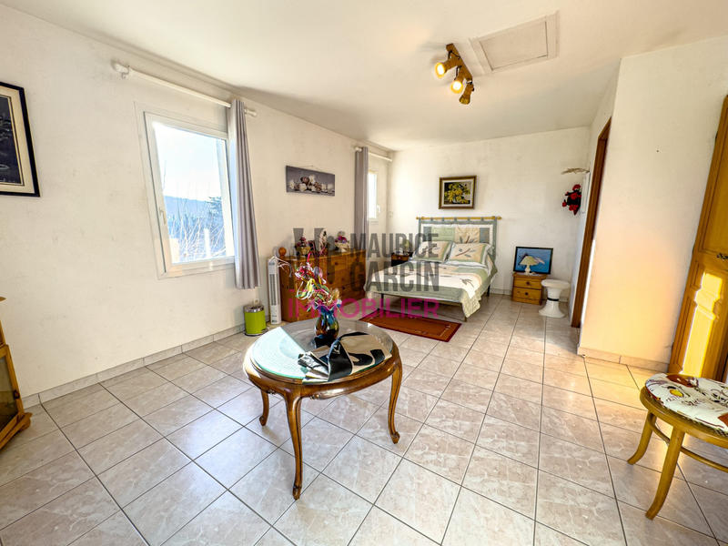 Villa - 145 m² - 5 pièces