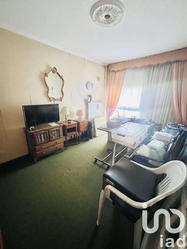 Appartement - 102 m² - 6 pièces