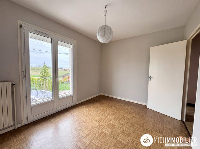 Maison traditionnelle - 95 m² - 4 pièces