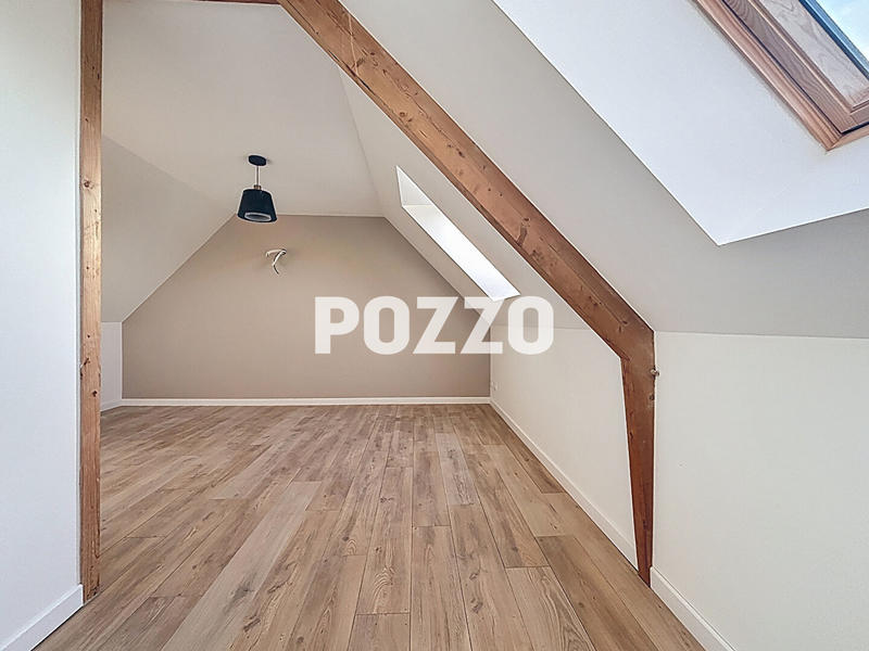 Maison - 140 m² - 5 pièces