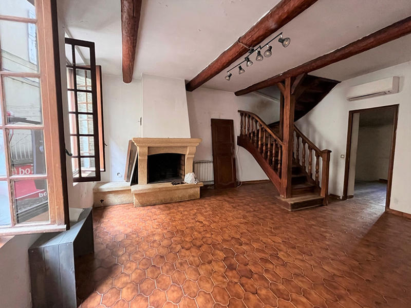 Immeuble - 257 m² - 12 pièces