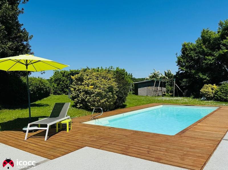 Maison en pierre - 155 m² - 6 pièces