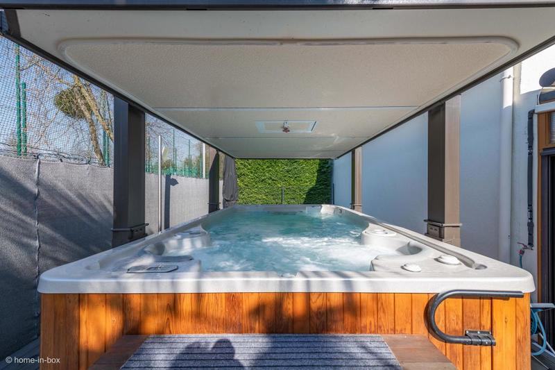 Maison - 160 m² - 6 pièces