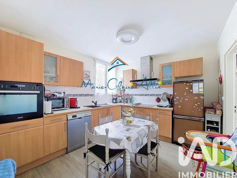 Maison - 104 m² - 4 pièces