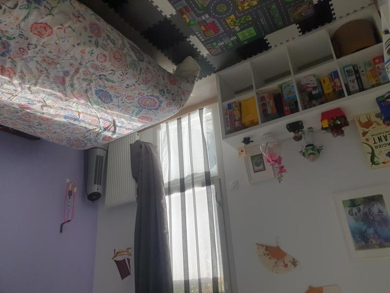 Appartement - 90 m² - 4 pièces