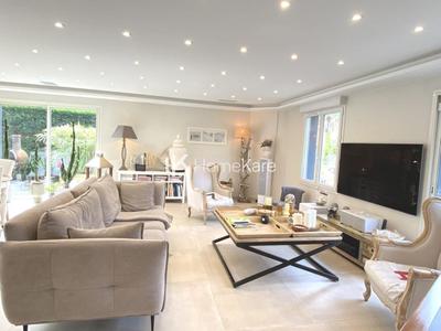 Villa - 201 m² - 7 pièces