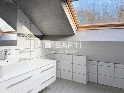 Appartement - 102 m² - 4 pièces