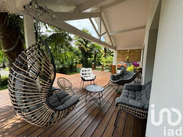 Maison - 190 m² - 6 pièces